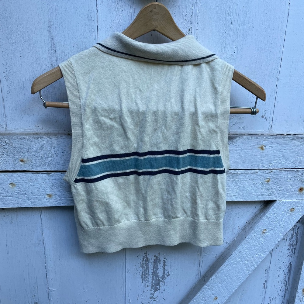 Aritzia TNA Bayport cropped quarter zip sweater vest medium - Picture 6 of 7